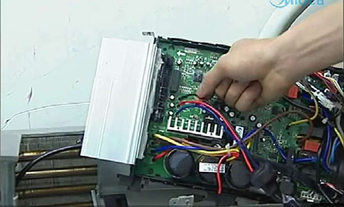 同江美的空调电话是多少